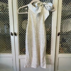 White sequin min party/occasion dress
(Can be used for anything)
